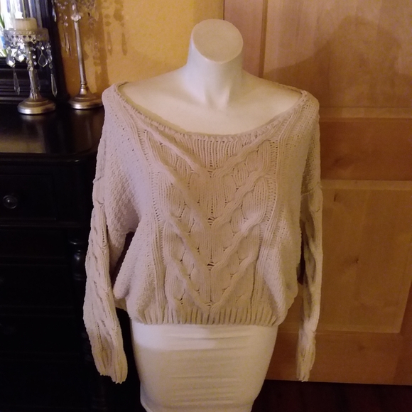 Free people slouching off shoulder sweater - Picture 5 of 6